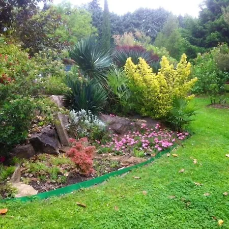 Holiday home Maison Charmante Au Thor + Piscine *